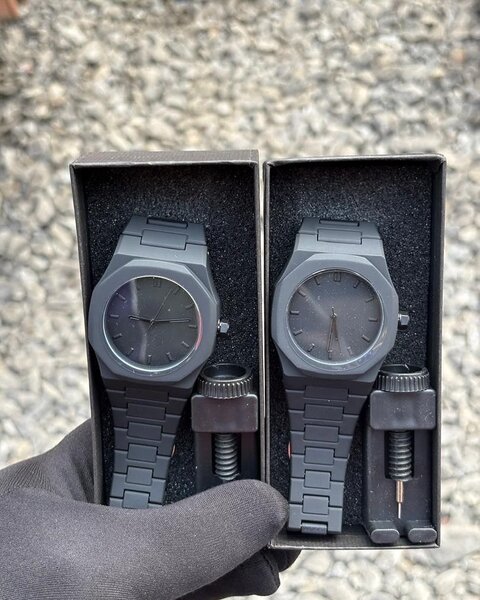 Montres à bracelet coloré homme