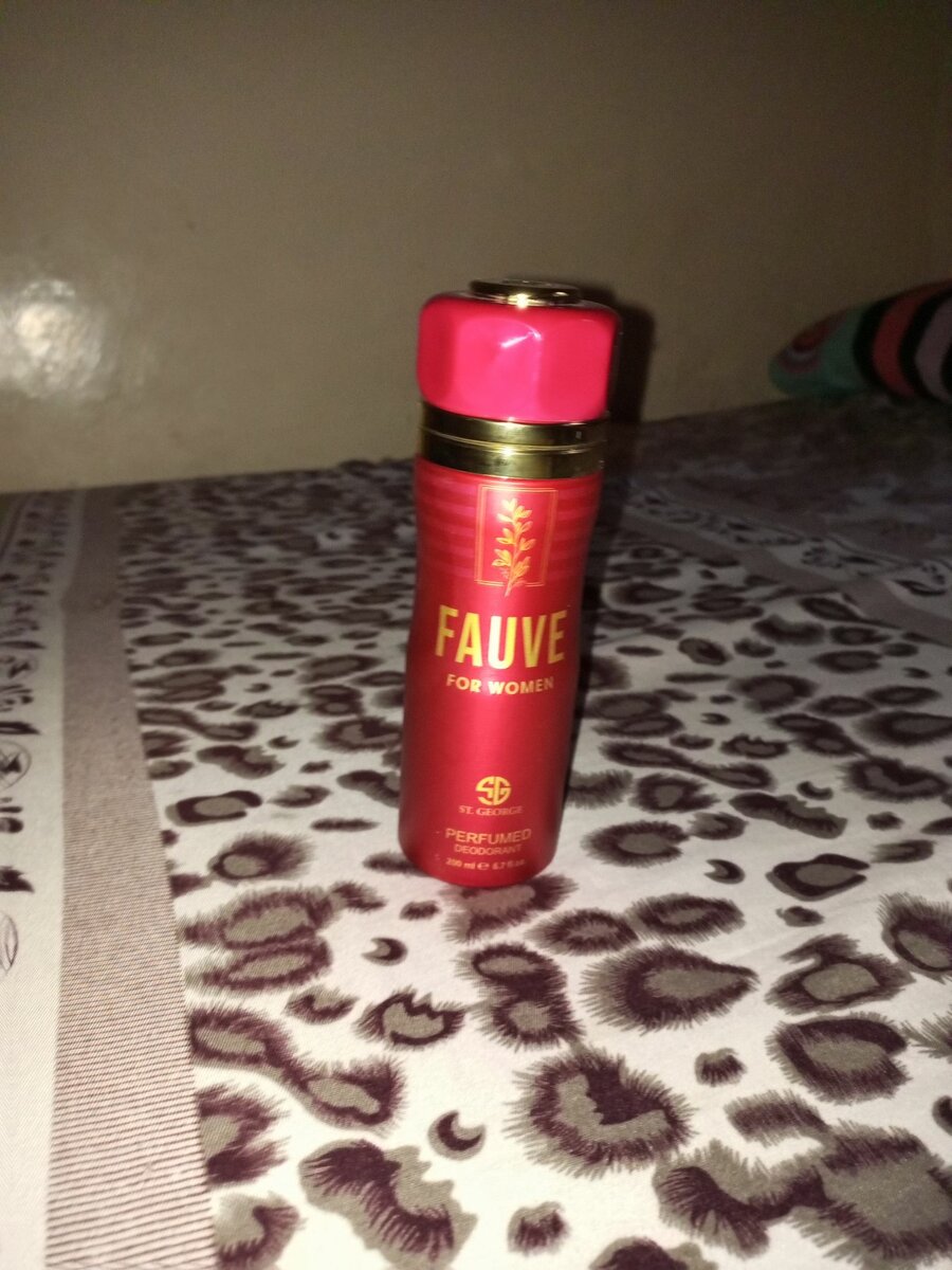 Both men's perfume and women