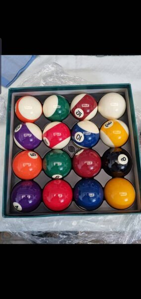 Boules de billard colorées