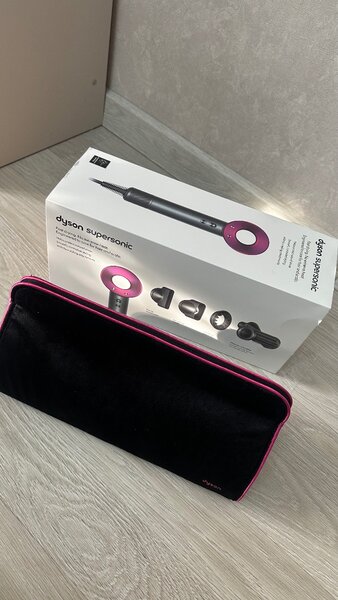 Дайсон фен с чехлом