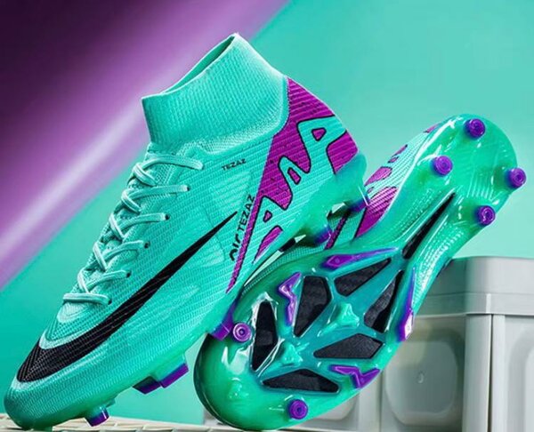 Chaussures de Foot Légères