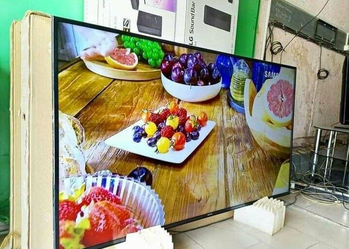 Téléviseur Samsung 55" UHD