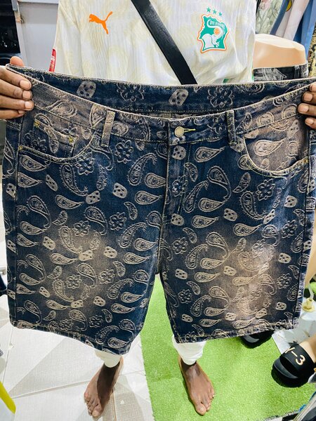 Shorts en jean délavé