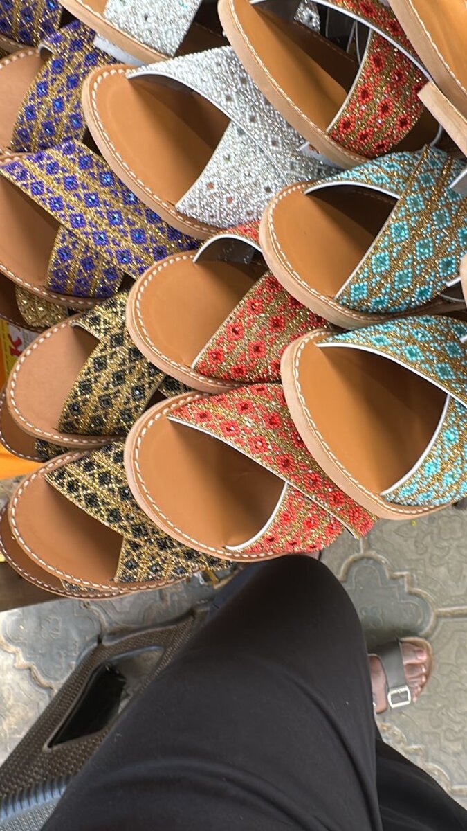 Sandales élégantes perlées