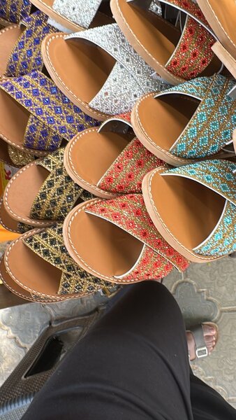 Sandales élégantes perlées