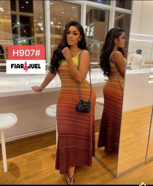 Robe d'été en crochet colorée