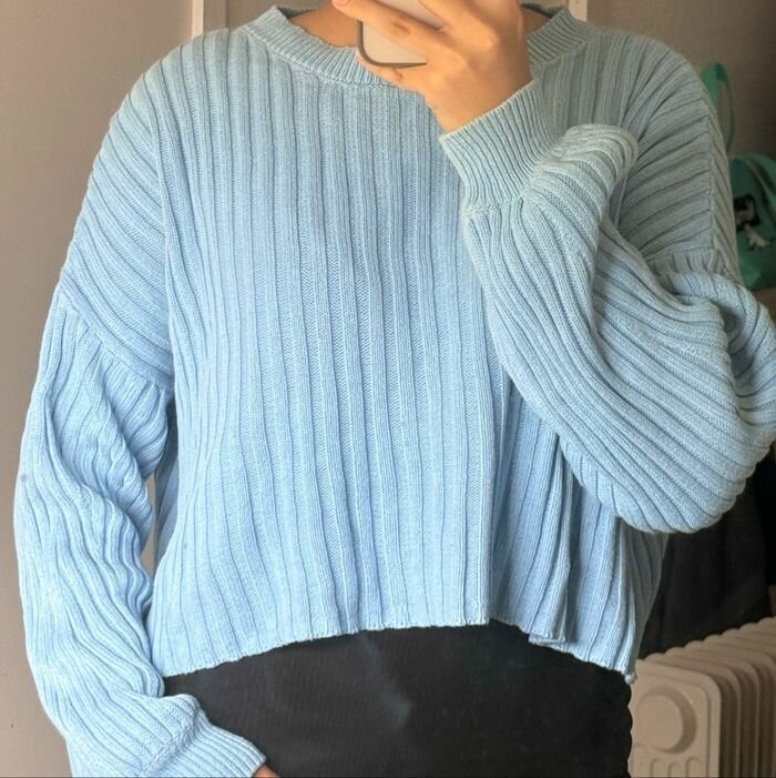 Pull court en maille côtelée