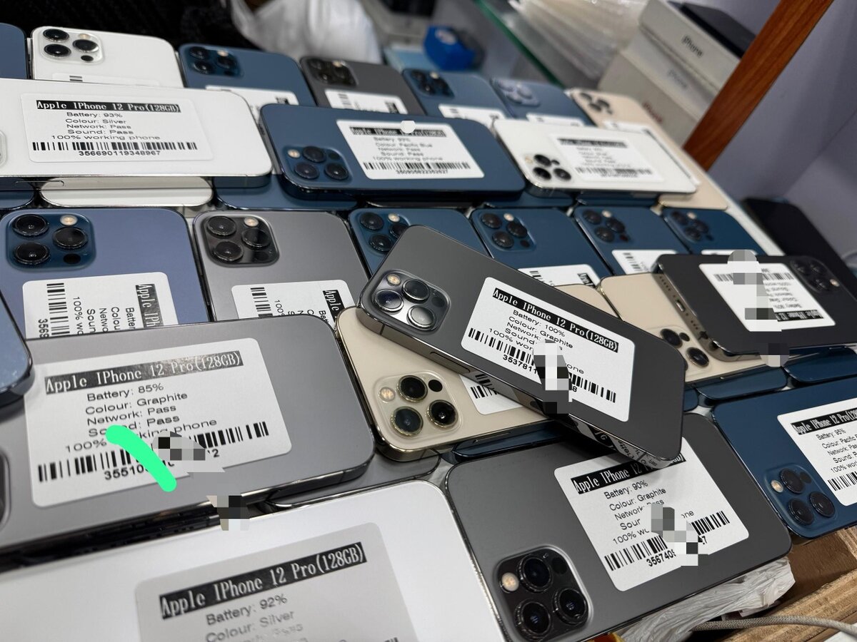 iPhone 12 Pro 128GO Quasi neuf