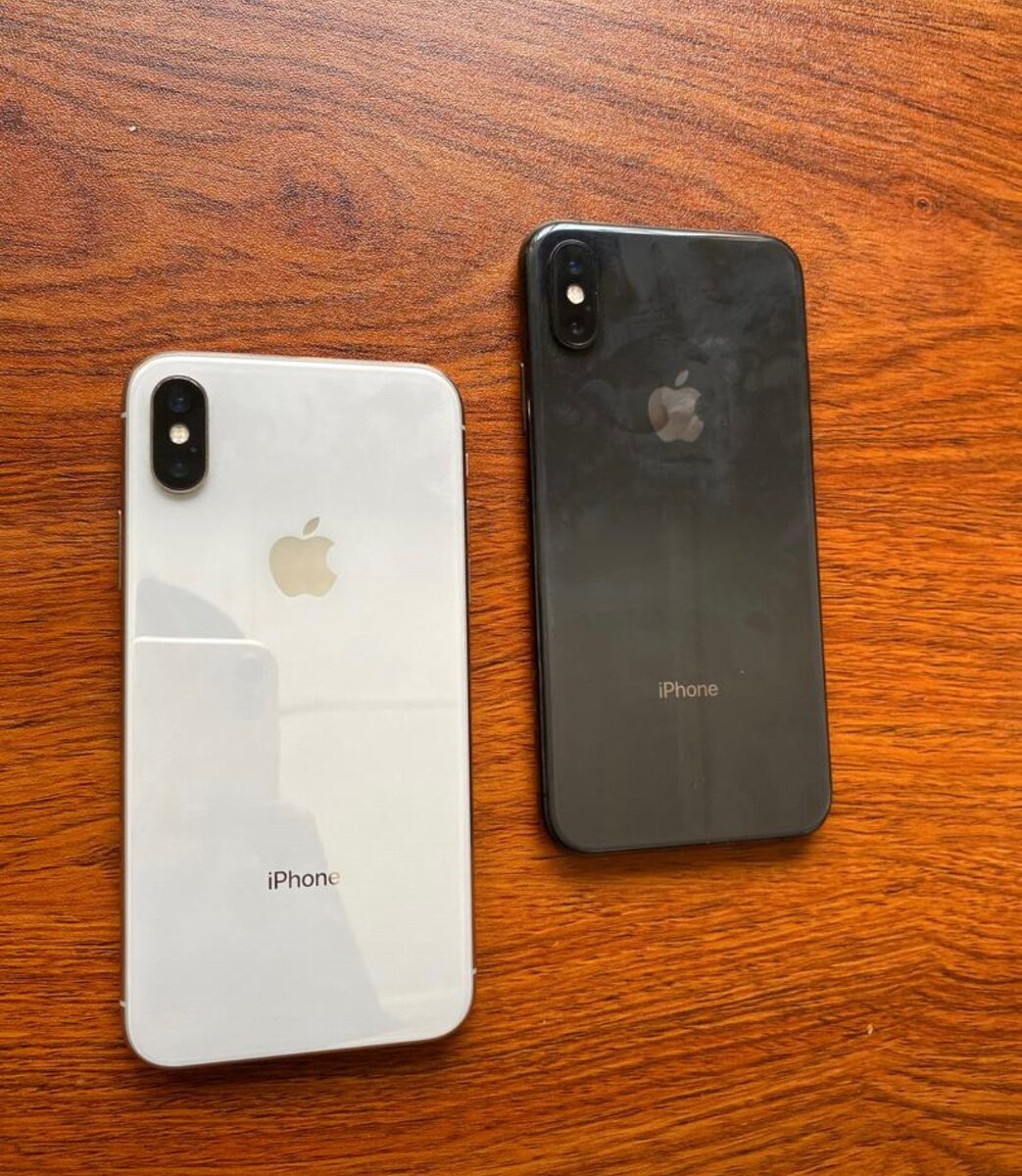 iPhones (X - 15)