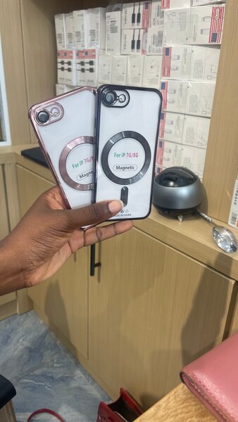 Coques MagSafe pour iPhone