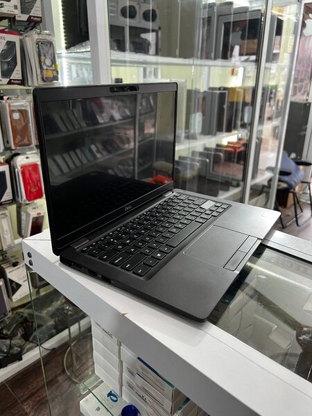 Dell latitude 5300