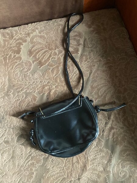 Sac à bandoulière en cuir noir