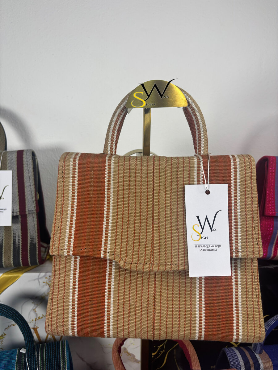 Sac à main en tissu rayé