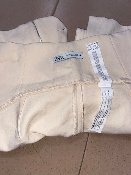 Pantalon beige élégant Zara