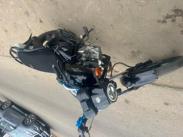 Moto urbaine robuste