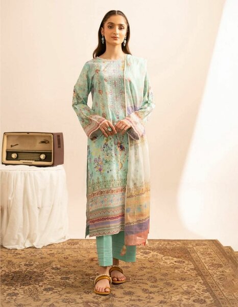 Ladies suit