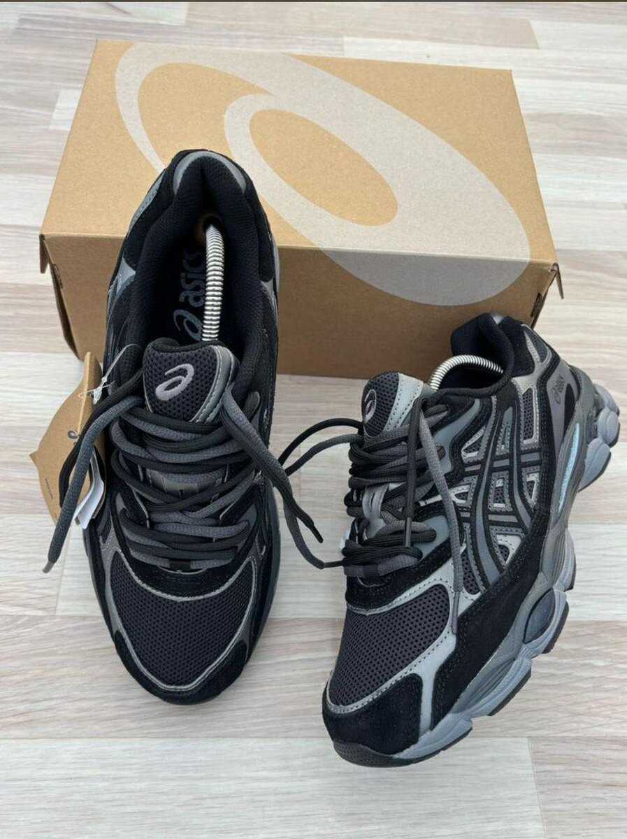 Chaussures Asics