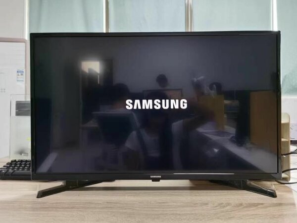 Télévision Samsung LED 32"