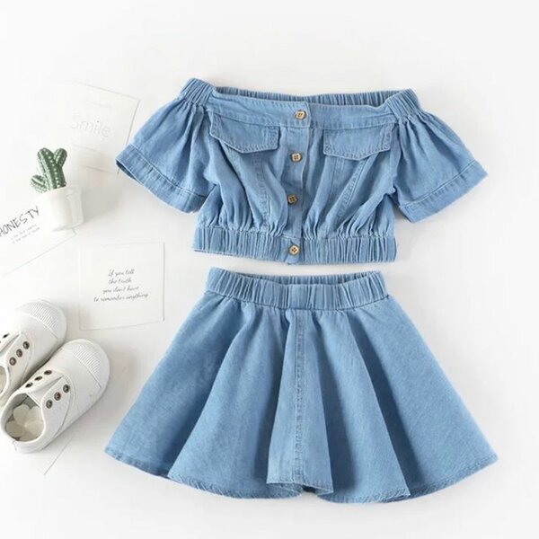 Ensemble denim fille élégante