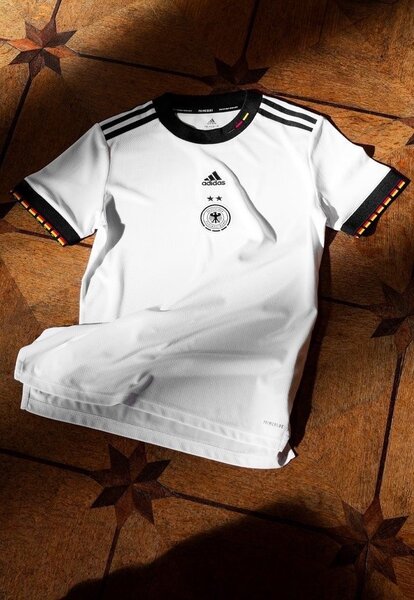 Maillot de foot blanc Adidas