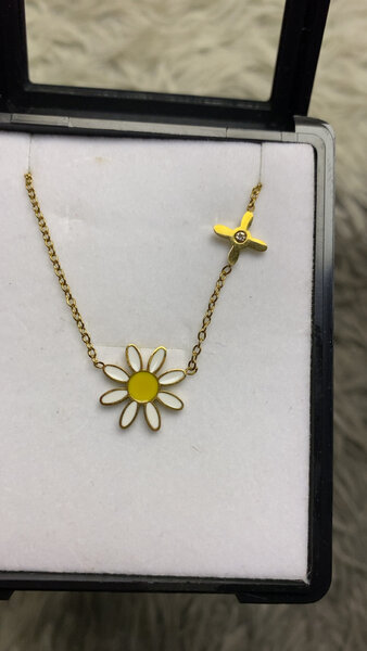 Collier Marguerite Élégant