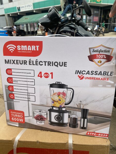 Mixeur Électrique 4 en 1