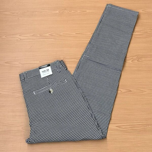 Thick material trousers
