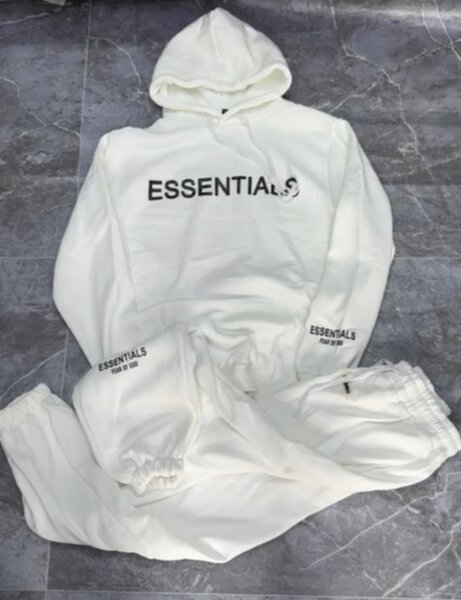 Ensemble de survêtement Essentials