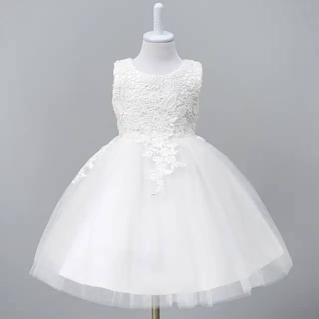 Robe de fille élégante en dentelle