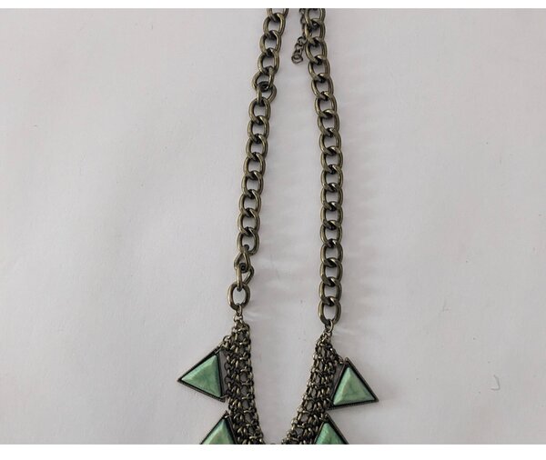 Moonlight gleam necklace