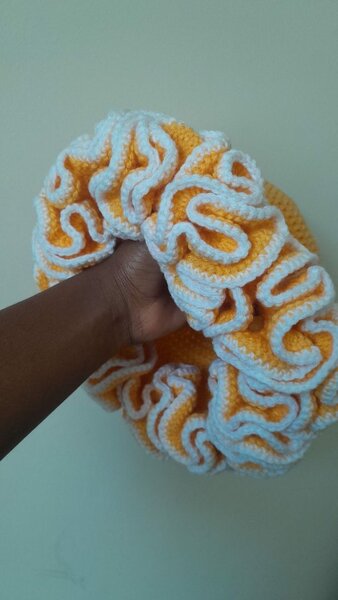 Chapeau au crochet élégant