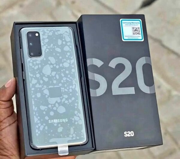 Samsung Galaxy S20 Smartphone