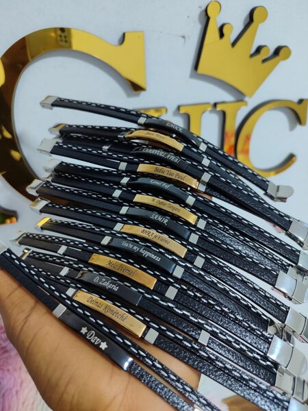 Bracelets en cuir personnalisés
