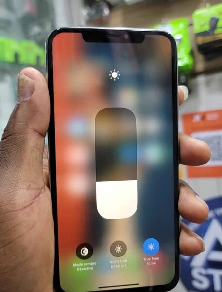 iPhone 11 Pro Max 64Go Argent