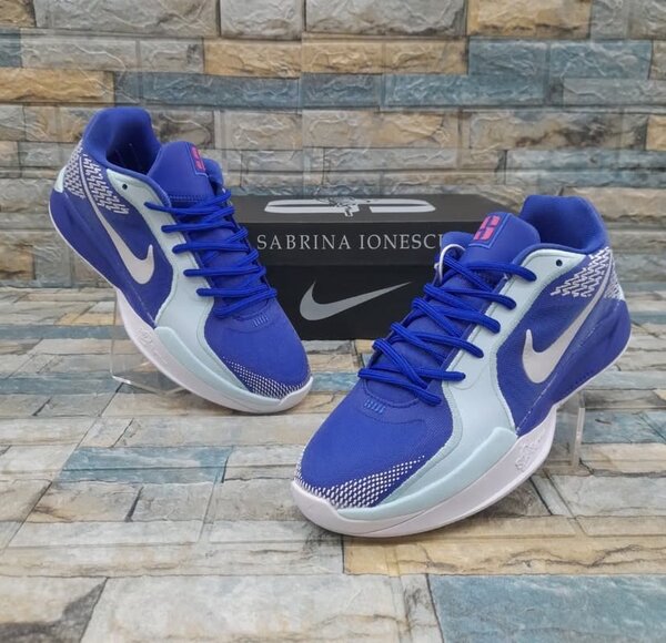 NIKE SABRINA 2