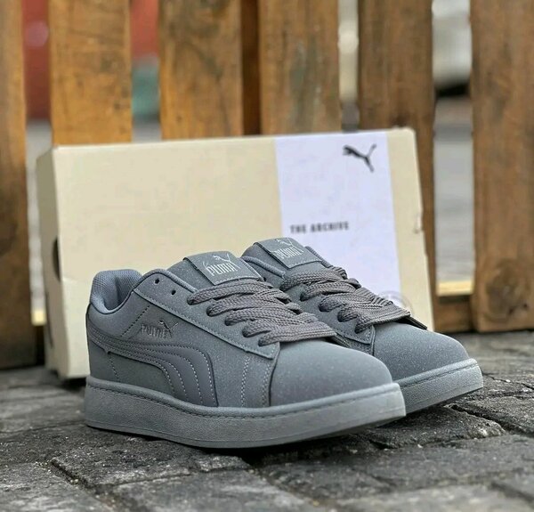 Puma sneakers