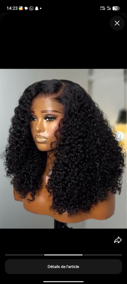 Perruque Bouclée en Dentelle