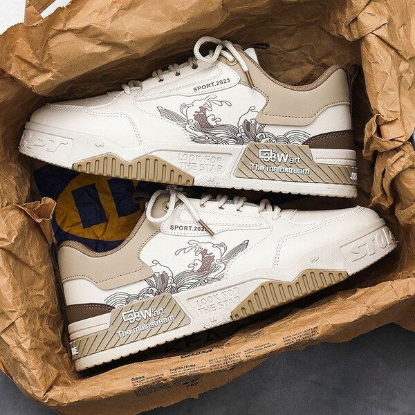 Chaussures de sports et sortir