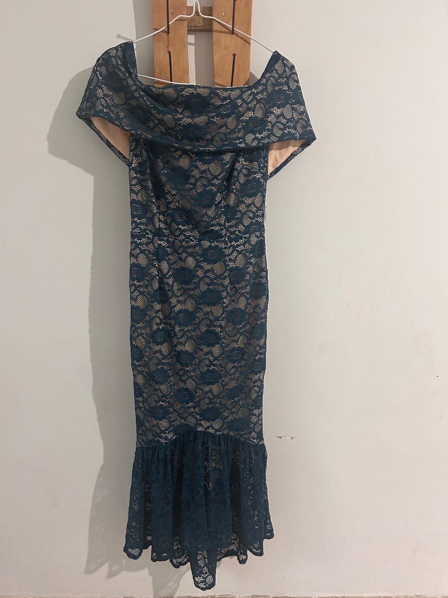 Off the shoulder Dress