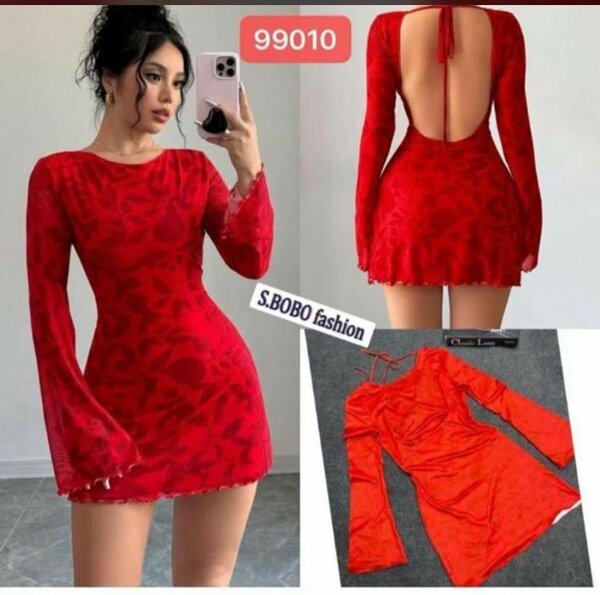 Robe Rouge Évasée Élégante