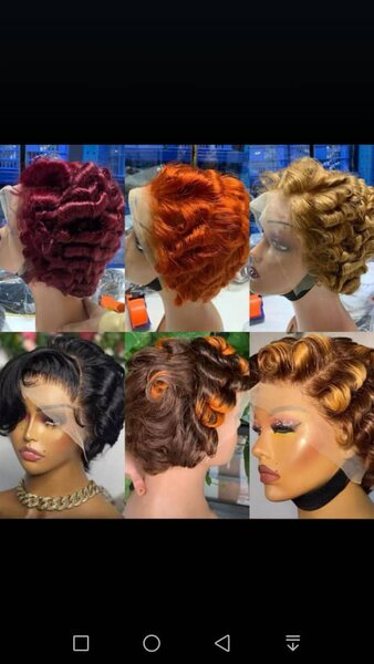 Perruque bouclée naturelle