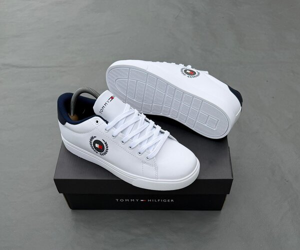 Baskets blanches tendance homme