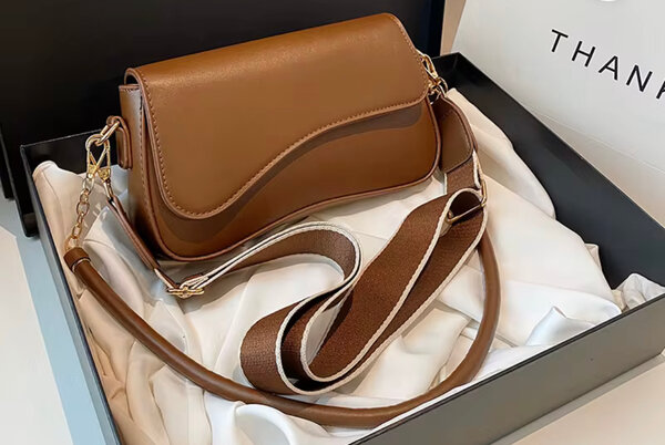 Sac bandoulière élégant femme