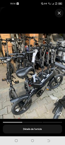 Vélo électrique pliable compact