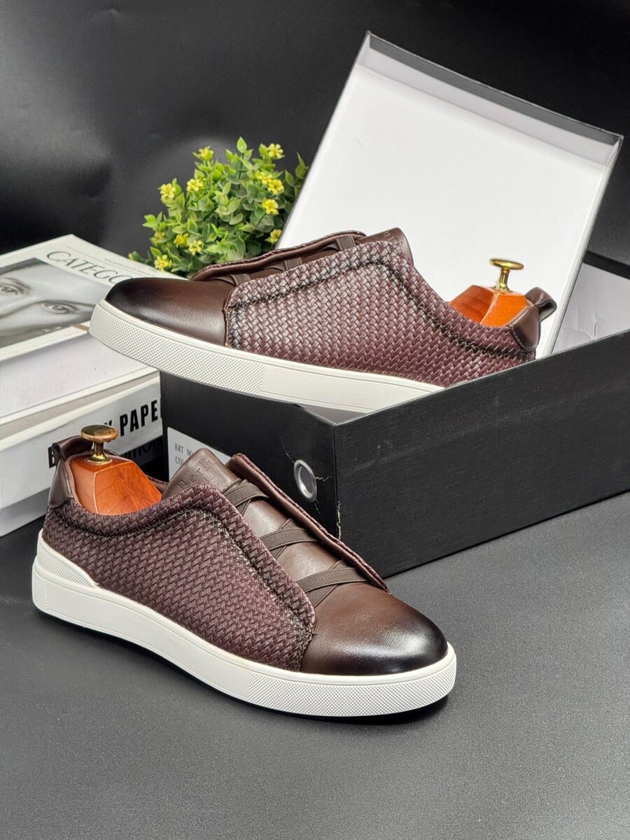 BERLUTI COFFEE AND WHITE