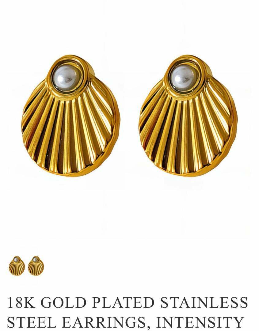 Real non fade earrings....