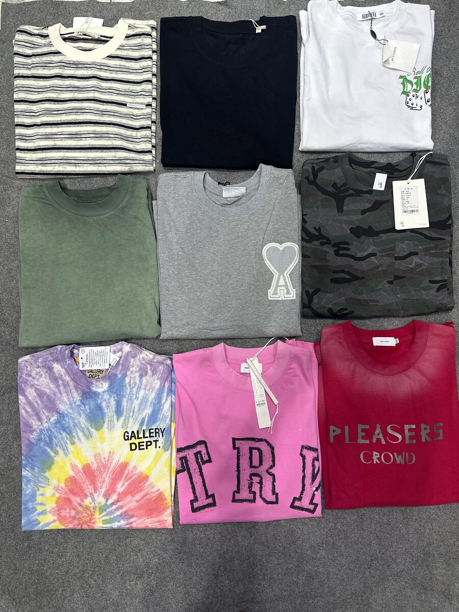 Lot de T-Shirts Mode Variés