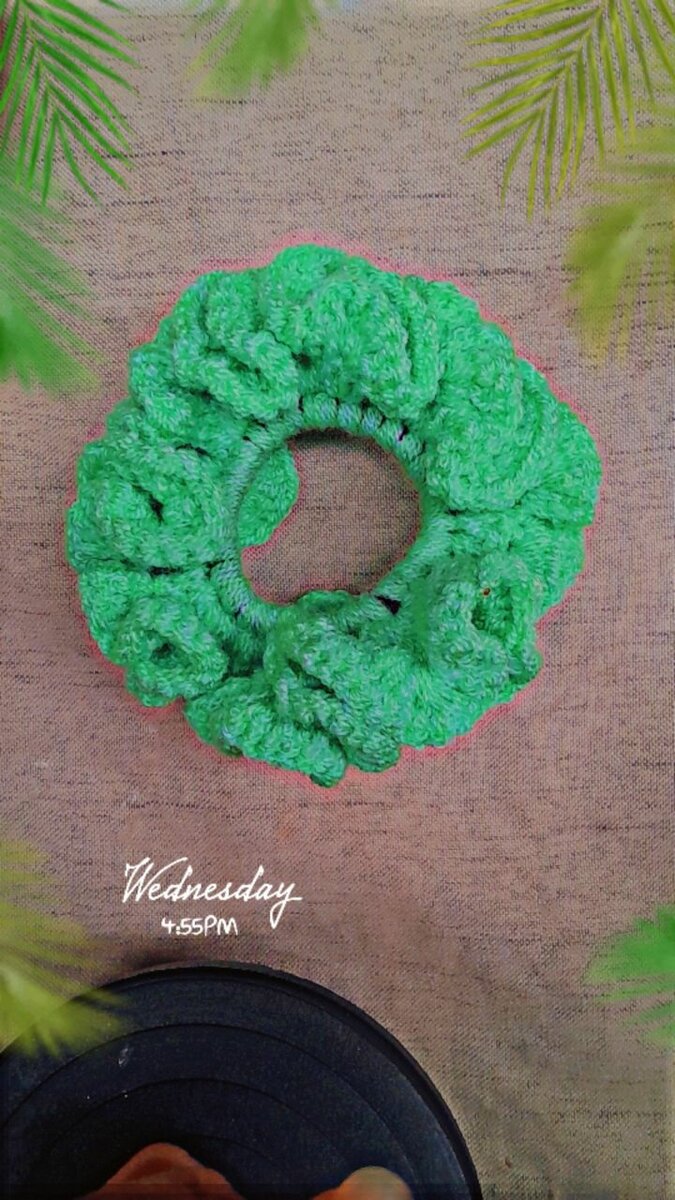 Chouchou élastique crocheté