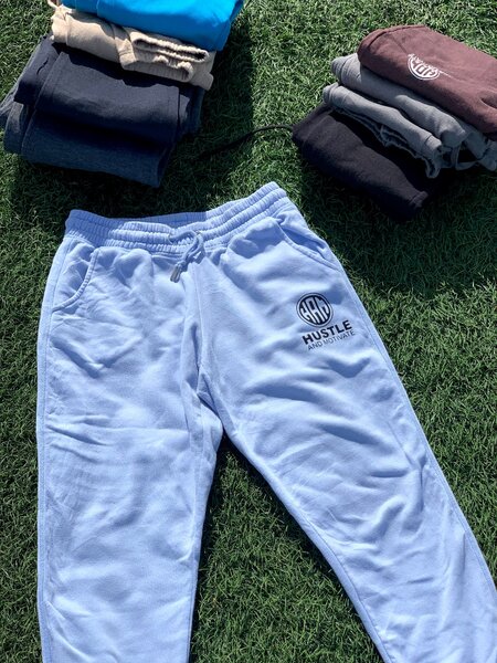 Hustle and motivate sweatpants k120