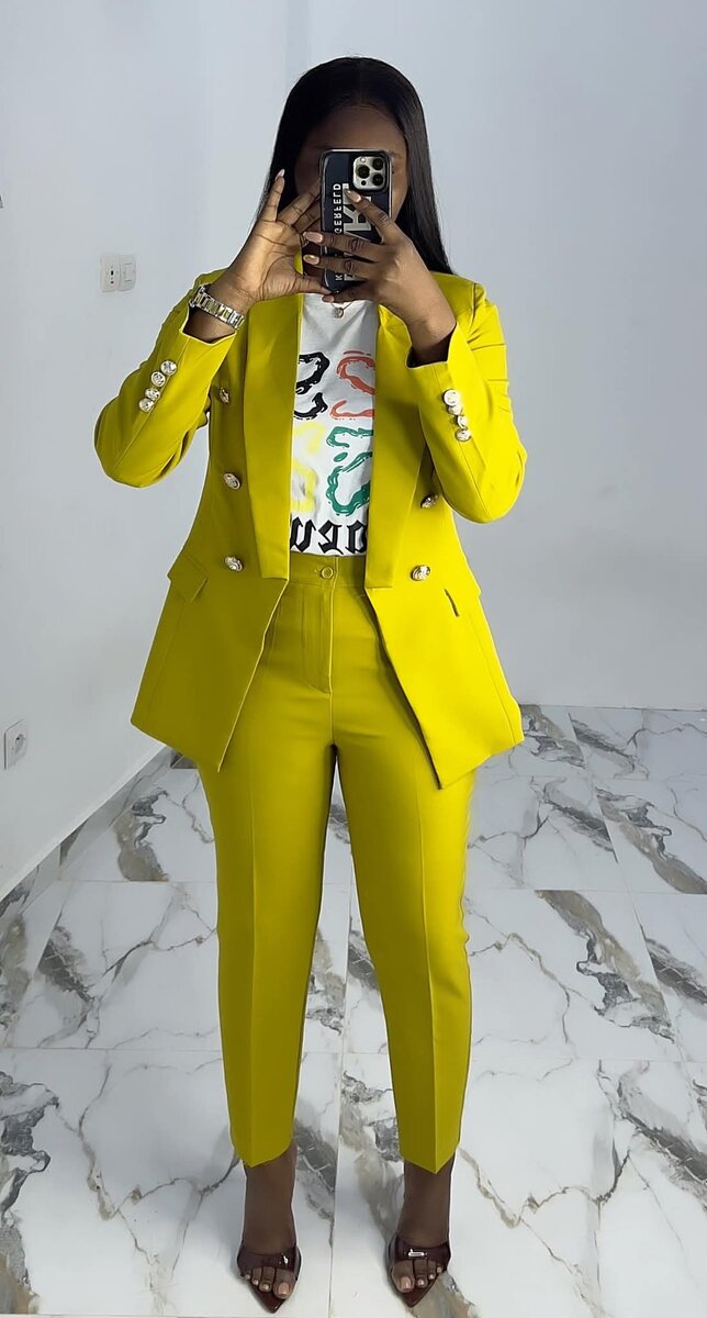 Ensemble de costume élégant